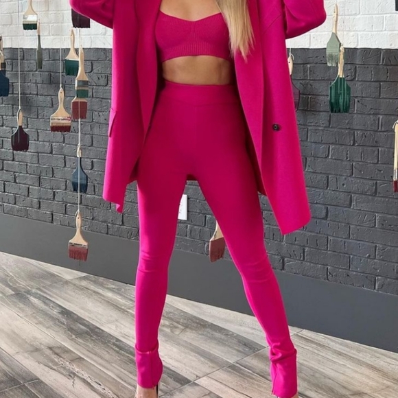 Pink Knit Leggings - Picture 1 of 3